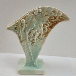 Vintage 1940s McCoy Grapevine Fan Vase